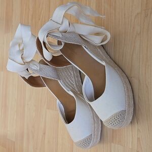 Universal Thread Women's Cream Adriana Ankle Wrap Espadrille Wedge Size 5.5